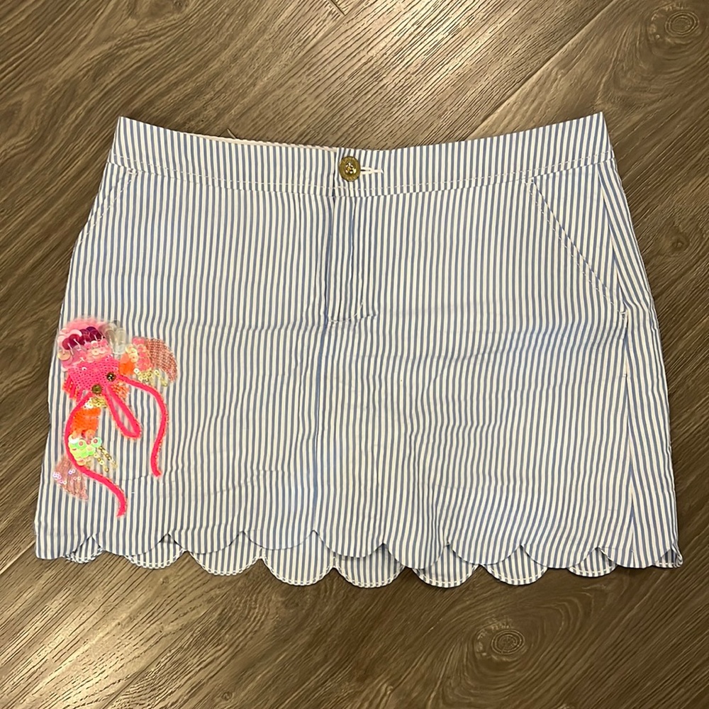 Lilly Pulitzer scalloped embroidered seersucker skort with pockets